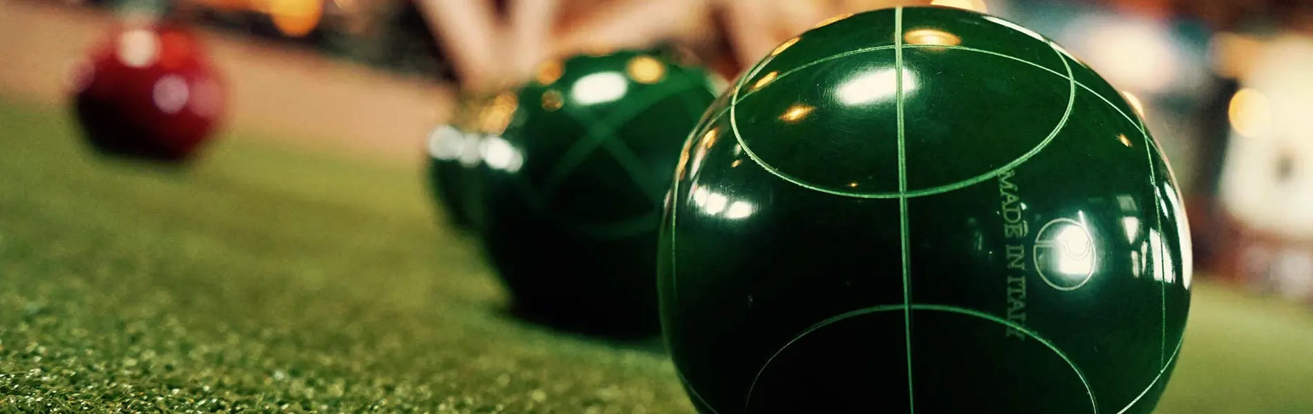 Bar games bocce