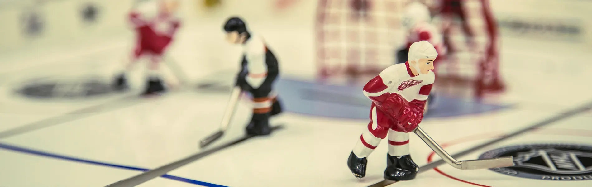 Bar games bubble hockey