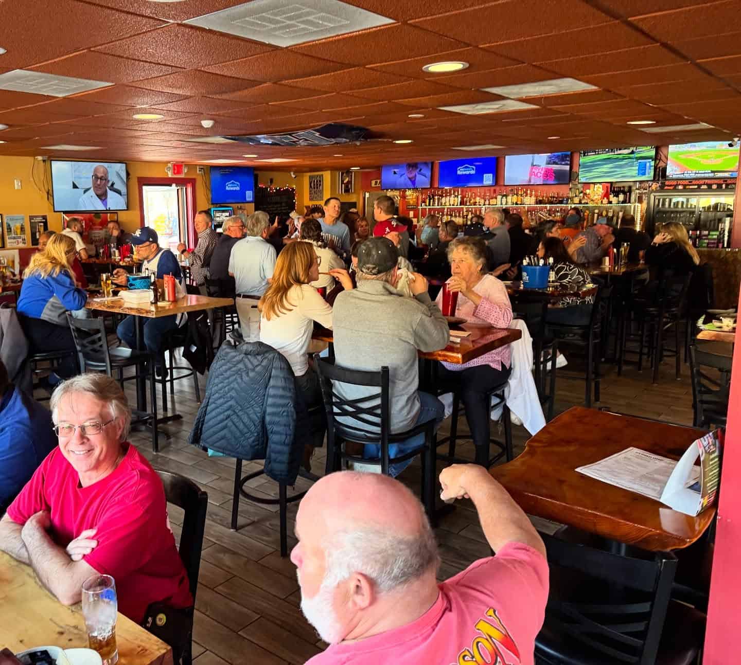 Tjs sports tavern banner